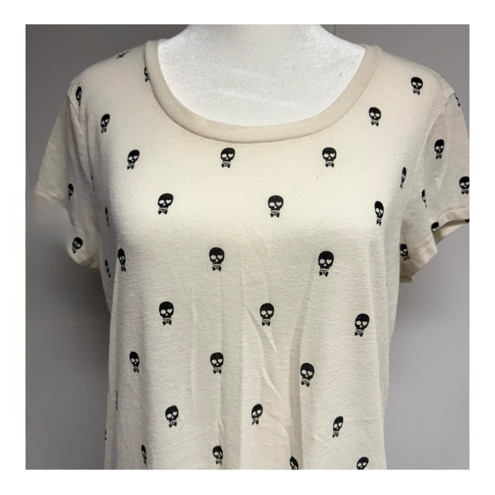 🤍 Express Cream Skull Print Women's Tee || Size Large
